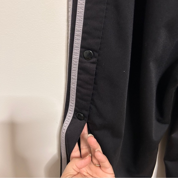 Adidas Tearaway track pants men’s Medium striped snap button y2K adibreak 90’s - Picture 5 of 13